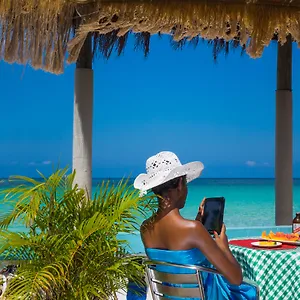 Hotel Legends Beach, Negril