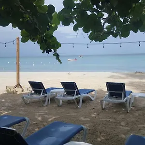 Hotel Firefly Beach, Negril